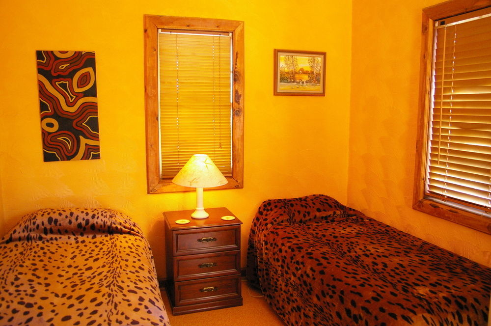 Sonja'S Bed And Breakfast Lightning Ridge Bagian luar foto