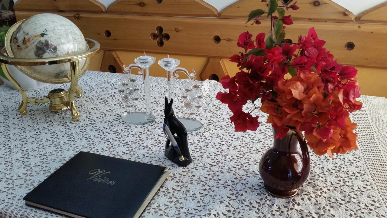 Sonja'S Bed And Breakfast Lightning Ridge Bagian luar foto