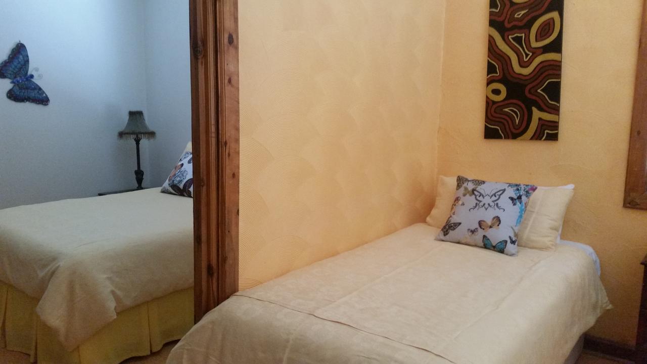 Sonja'S Bed And Breakfast Lightning Ridge Bagian luar foto